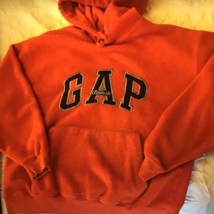 Gap hoodie great for fall
